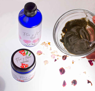 Organic Pomegranate and  Frankincense Face Mask making the face mask Flor y Amor