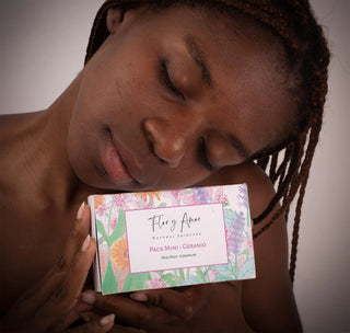 Geranium Mini Pack | Glow with model