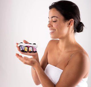 Essential Oil Blend Box from Flor y Amor with model