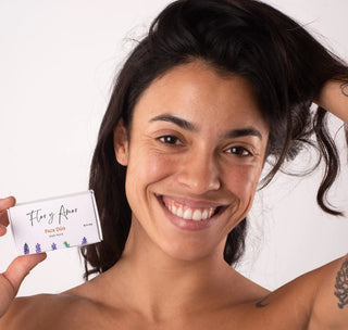 Model posing with the Duo Pack Flor y Amor